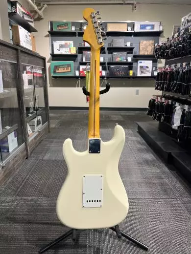 Fender JV Modified '60s Stratocaster - Olympic White 2